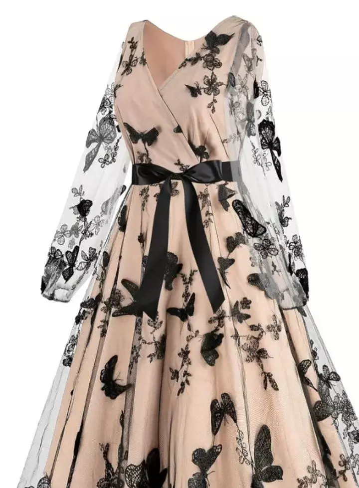DRESS